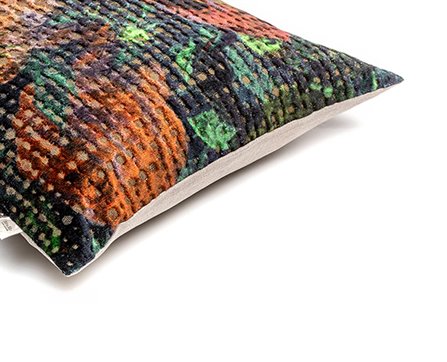 Mrs.Me home couture - Wonderlust cushion Bloom detail